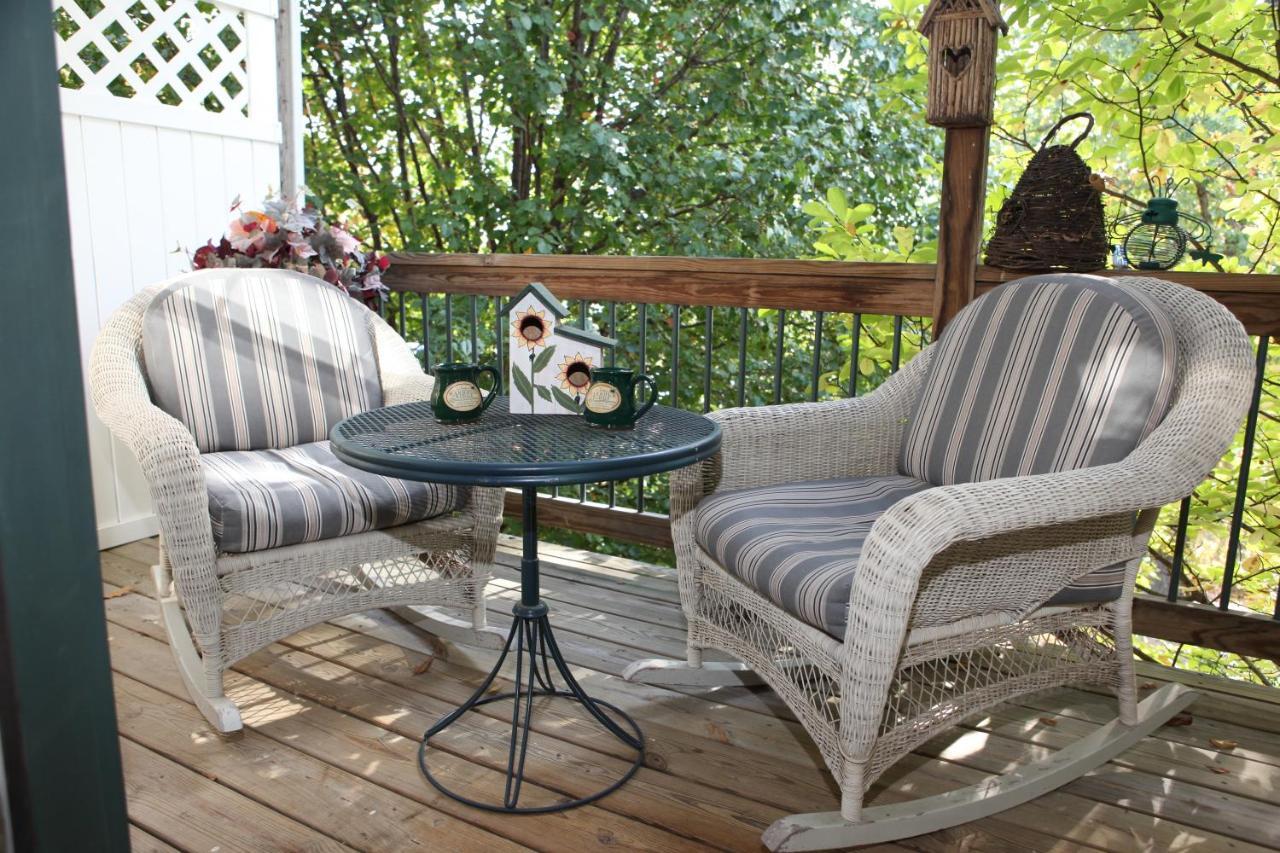 Inn At Harbour Ridge Bed And Breakfast Osage Beach Exterior foto